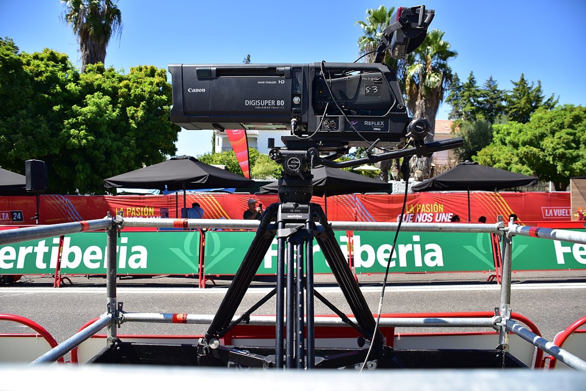 URSA Broadcast G2